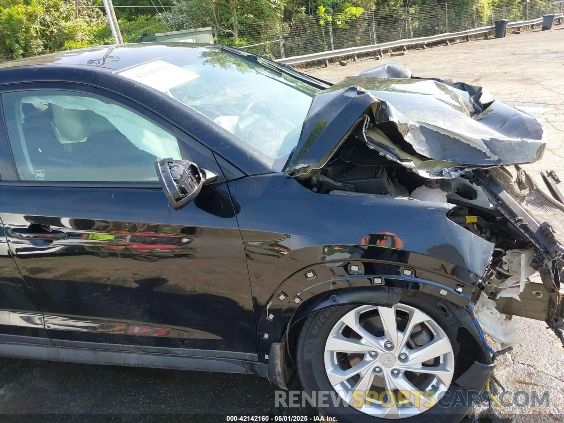 17 Photograph of a damaged car KM8J2CA49MU320249 HYUNDAI TUCSON 2021