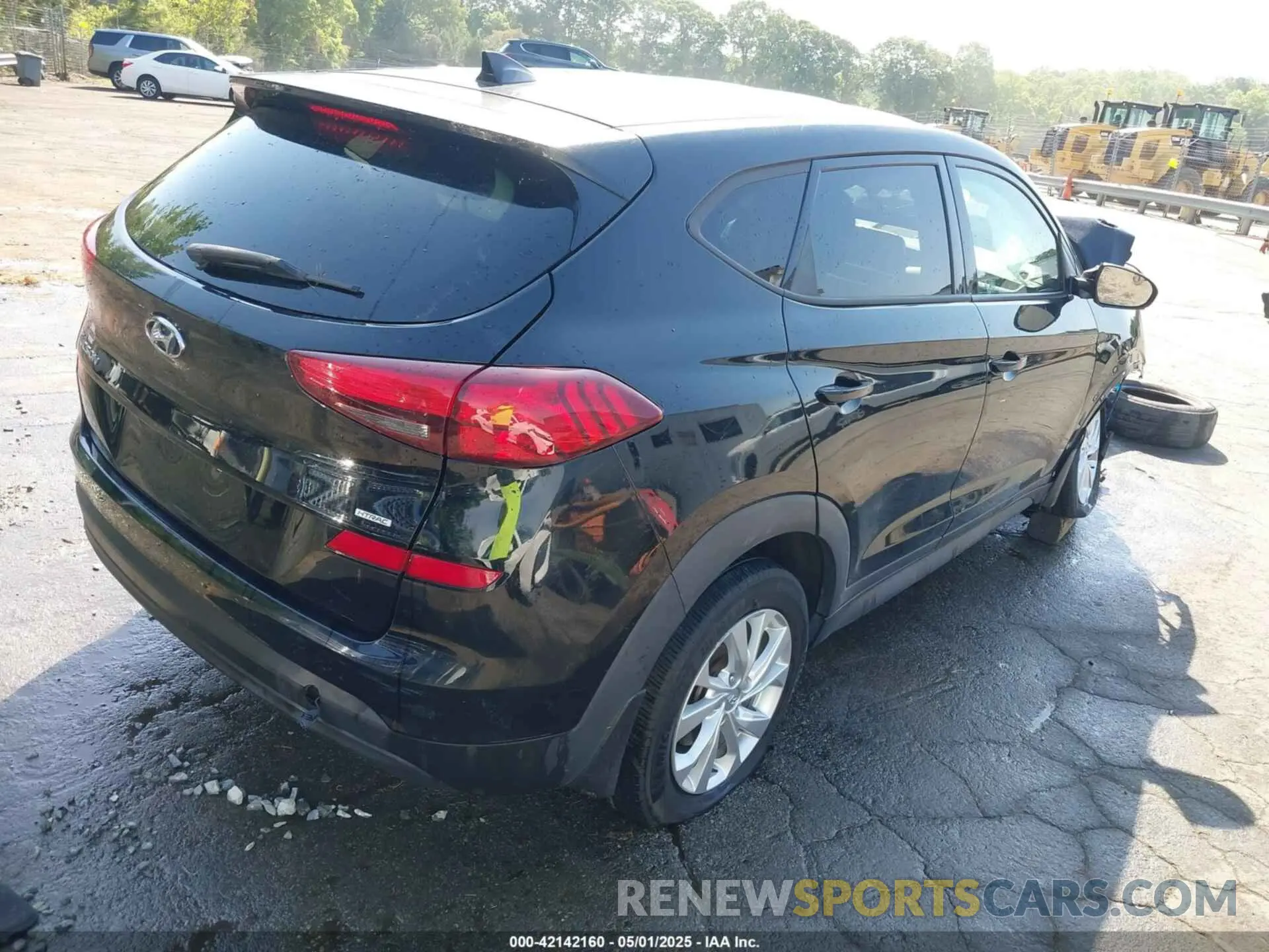 4 Photograph of a damaged car KM8J2CA49MU320249 HYUNDAI TUCSON 2021