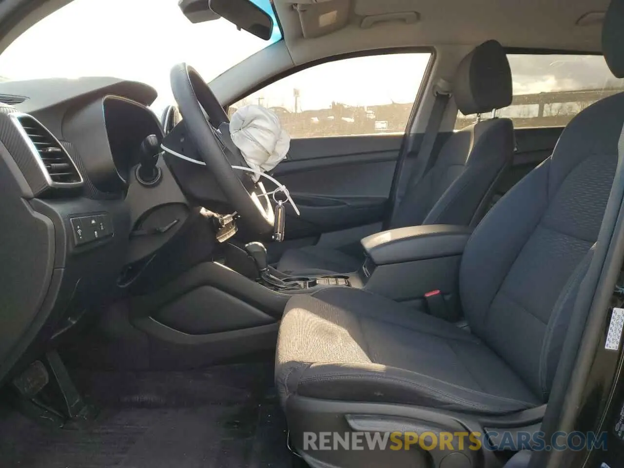7 Фотография поврежденного автомобиля KM8J2CA49MU367930 HYUNDAI TUCSON 2021