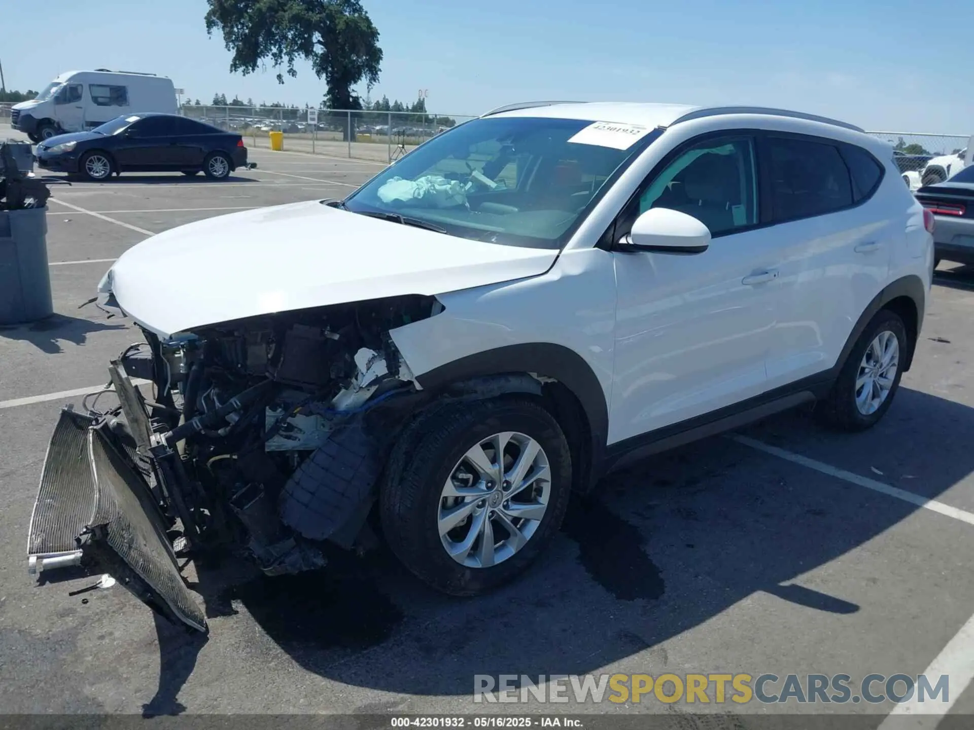 2 Photograph of a damaged car KM8J33A41MU293190 HYUNDAI TUCSON 2021