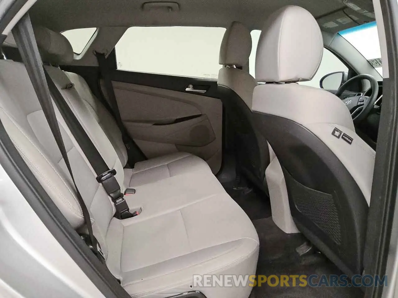 11 Photograph of a damaged car KM8J33A42MU392228 HYUNDAI TUCSON 2021