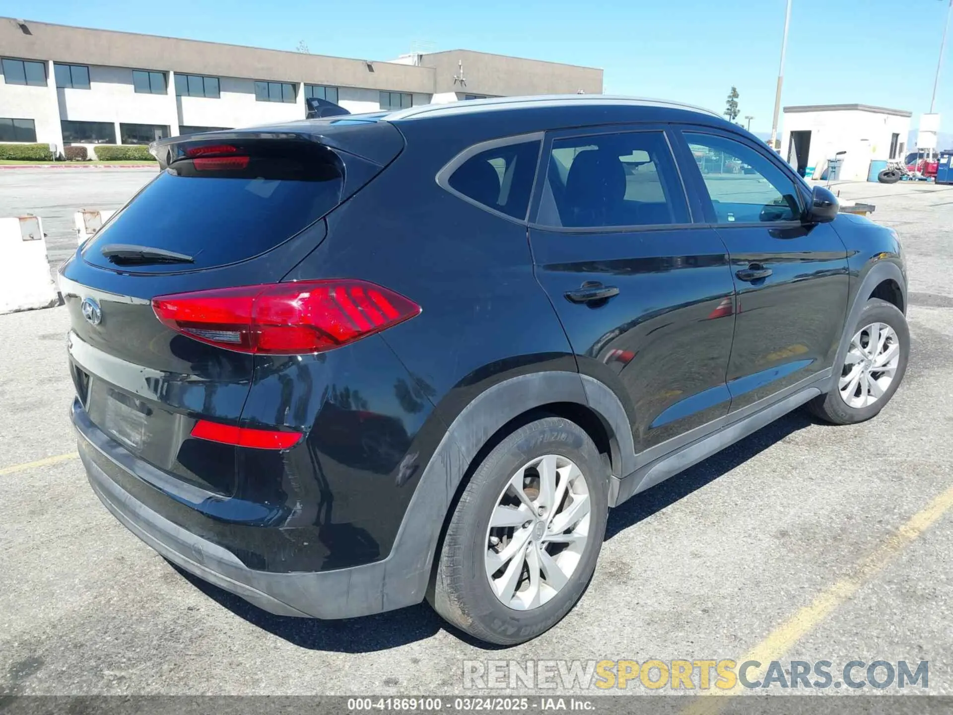 4 Photograph of a damaged car KM8J33A43MU306697 HYUNDAI TUCSON 2021