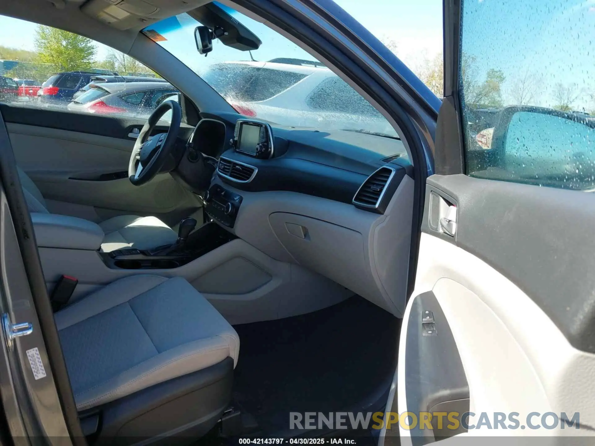5 Photograph of a damaged car KM8J33A45MU359613 HYUNDAI TUCSON 2021