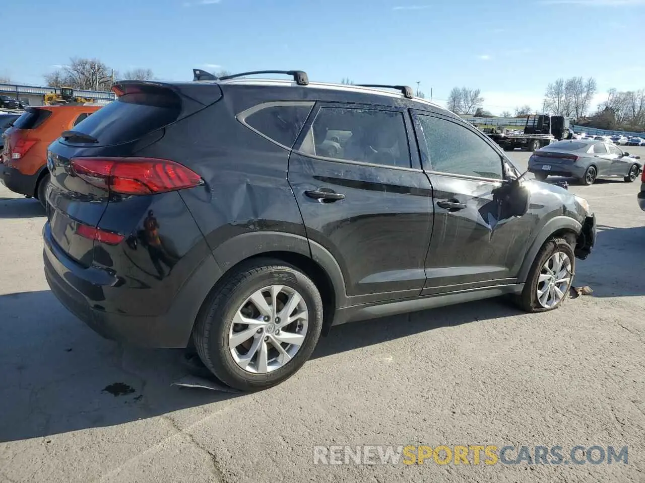3 Photograph of a damaged car KM8J33A45MU381496 HYUNDAI TUCSON 2021