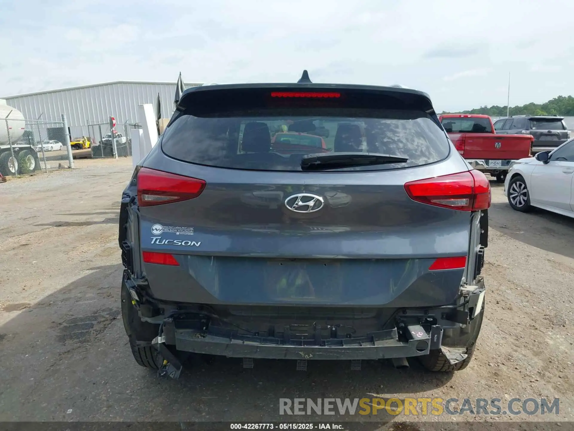 17 Photograph of a damaged car KM8J33A47MU326113 HYUNDAI TUCSON 2021