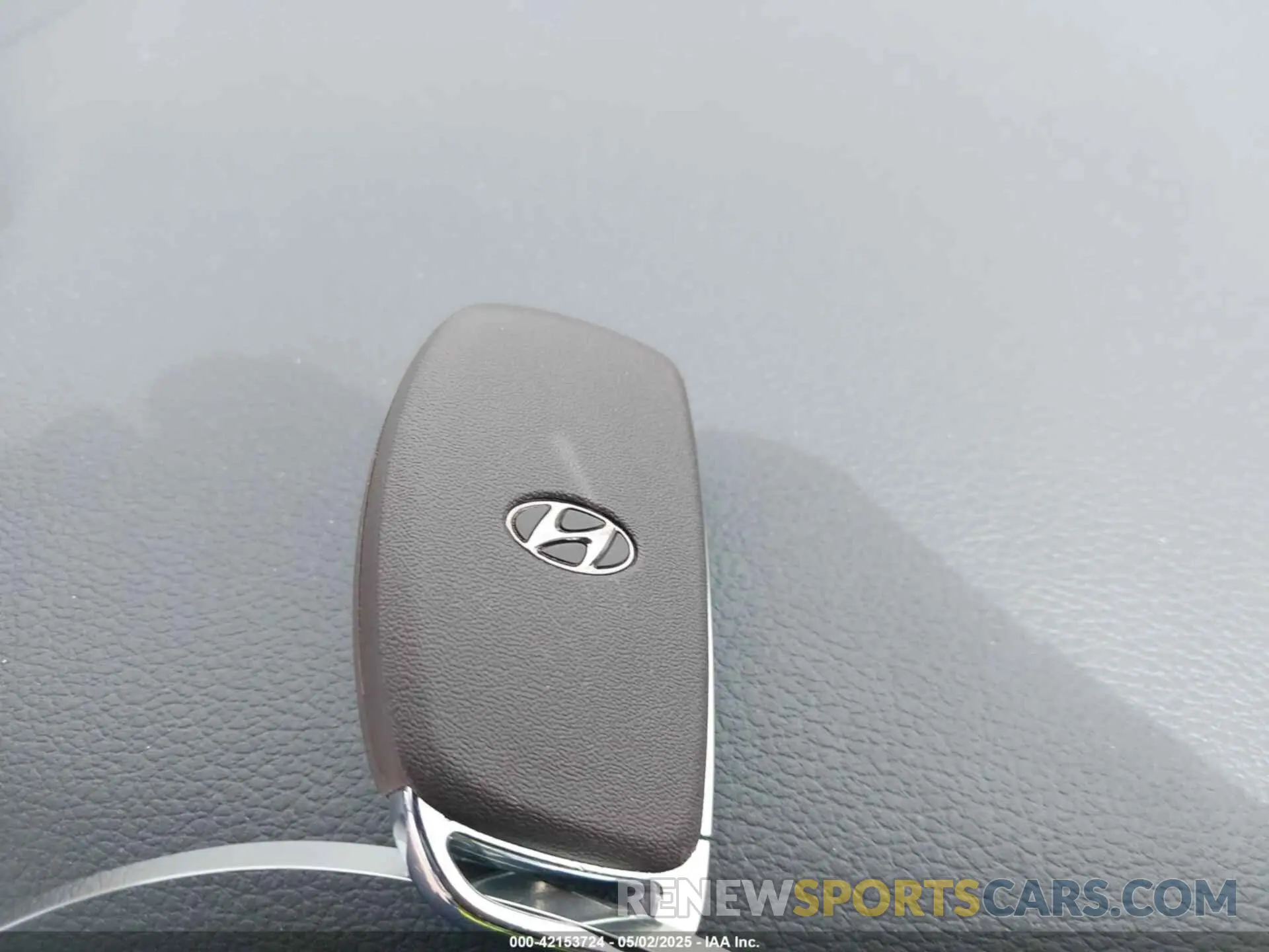 11 Photograph of a damaged car KM8J33AL2MU325832 HYUNDAI TUCSON 2021