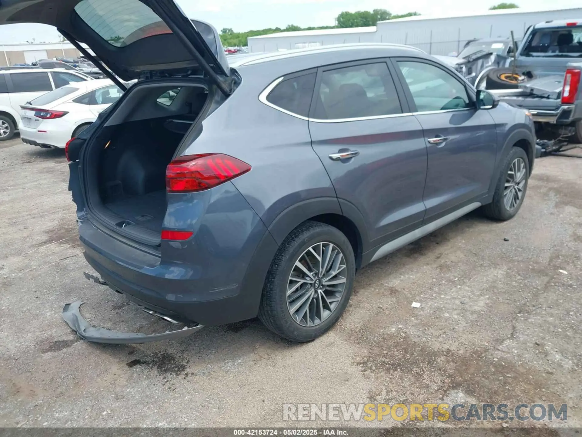 4 Photograph of a damaged car KM8J33AL2MU325832 HYUNDAI TUCSON 2021
