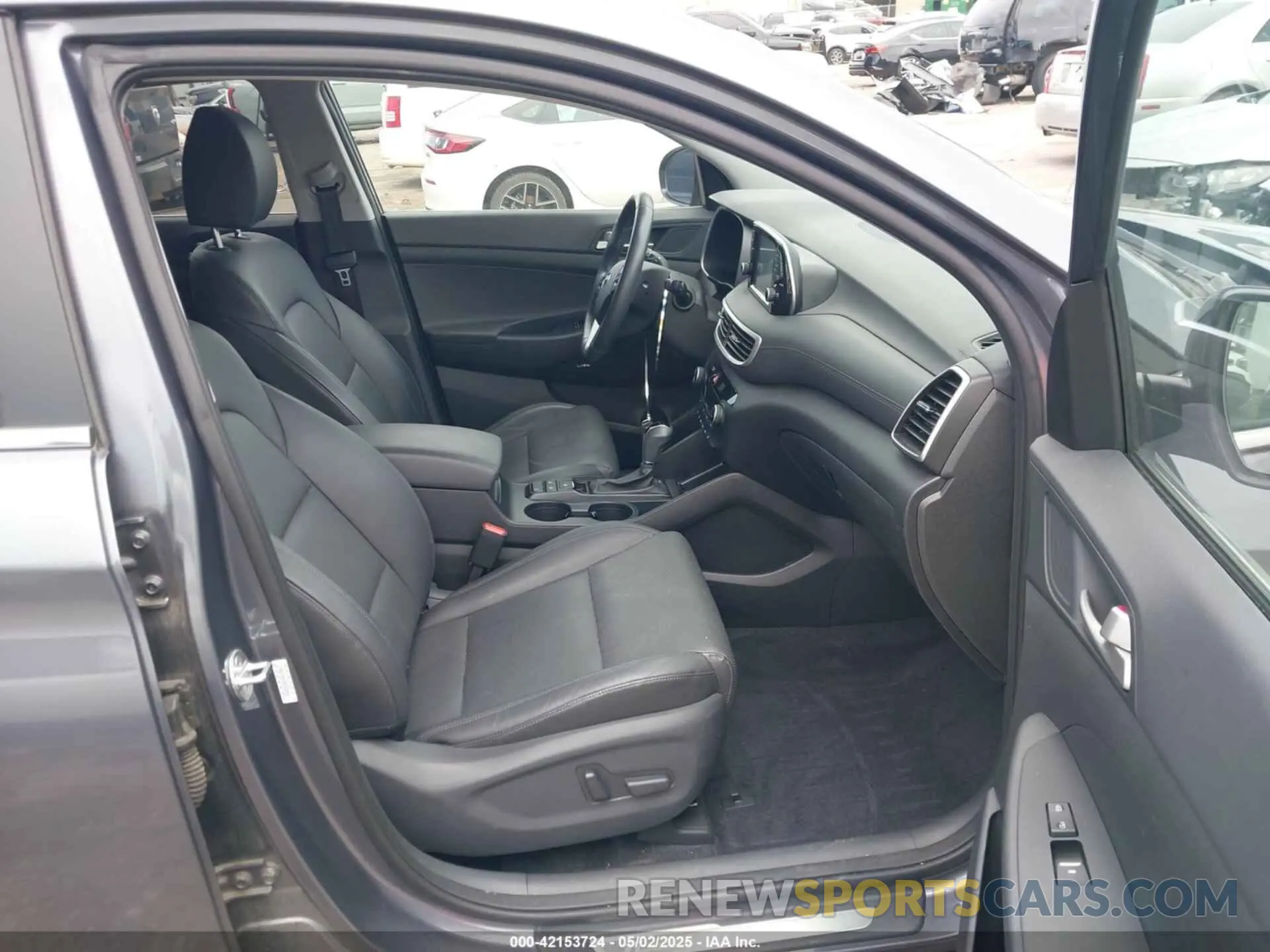 5 Photograph of a damaged car KM8J33AL2MU325832 HYUNDAI TUCSON 2021