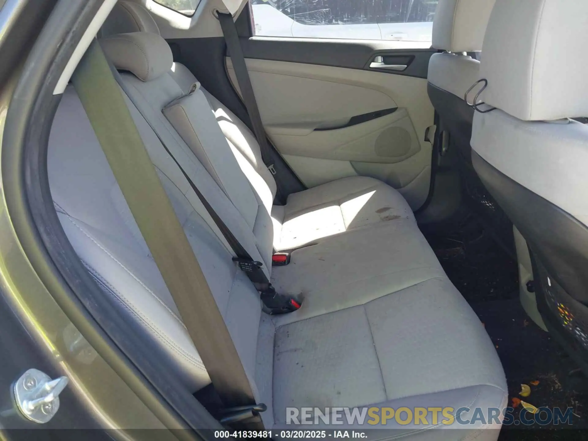 8 Photograph of a damaged car KM8J33AL2MU375842 HYUNDAI TUCSON 2021