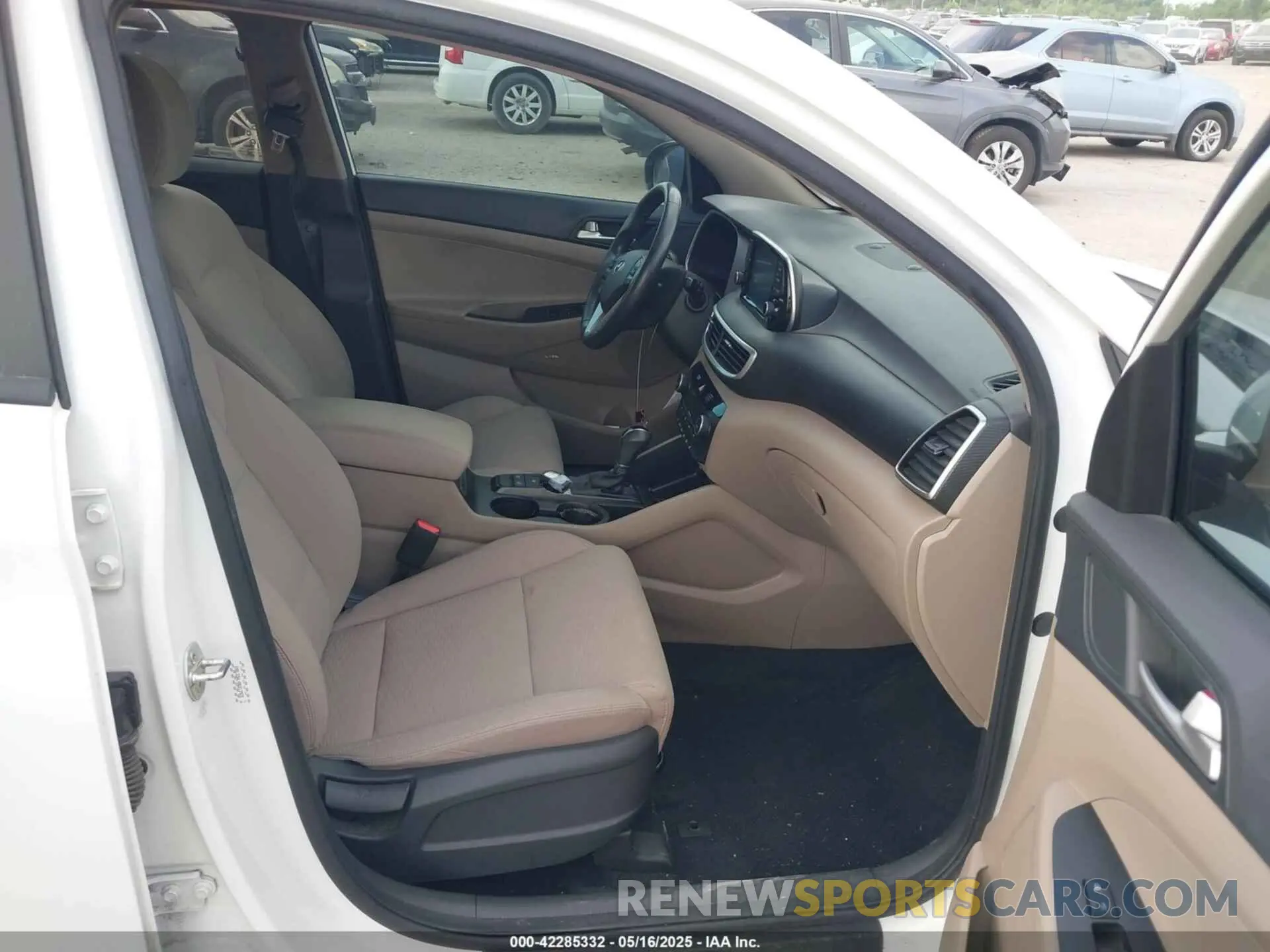 5 Photograph of a damaged car KM8J33AL4MU313925 HYUNDAI TUCSON 2021