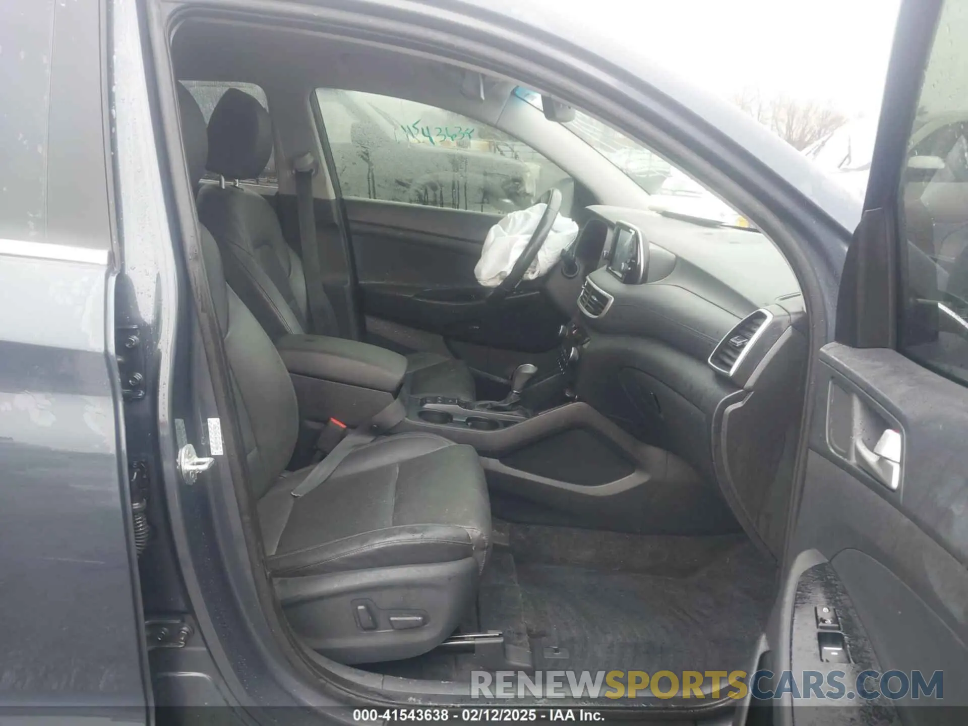 5 Photograph of a damaged car KM8J33AL9MU282980 HYUNDAI TUCSON 2021