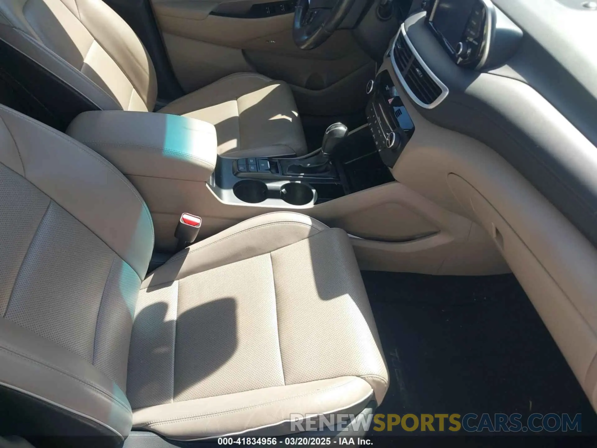 5 Photograph of a damaged car KM8J33AL9MU305948 HYUNDAI TUCSON 2021