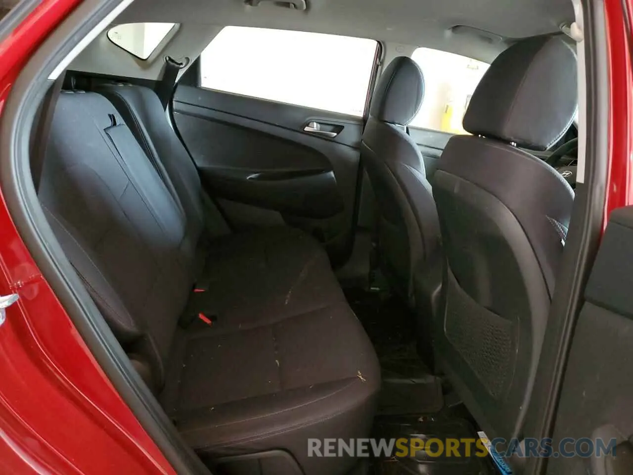 11 Photograph of a damaged car KM8J3CA41MU368518 HYUNDAI TUCSON 2021