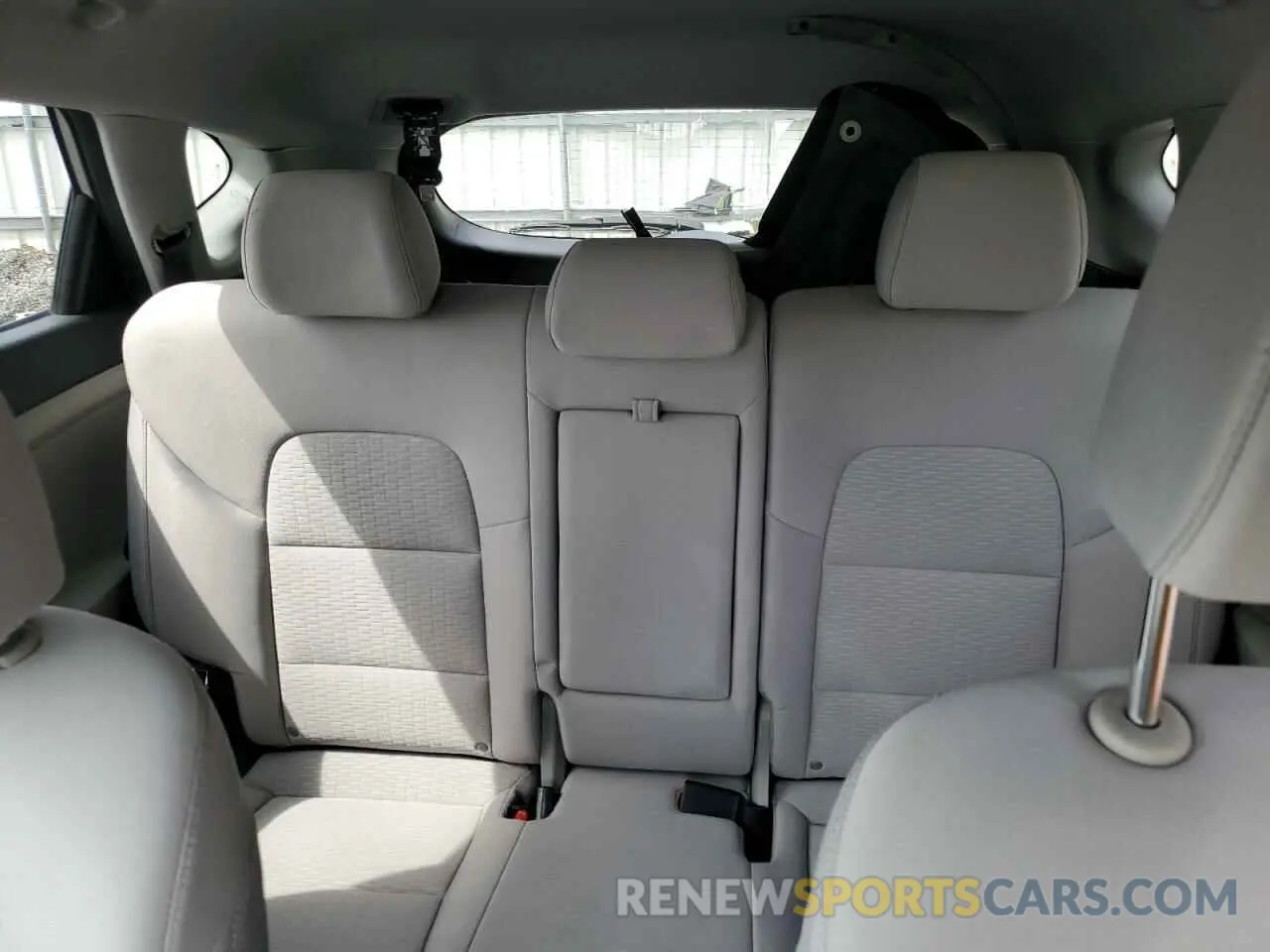 10 Photograph of a damaged car KM8J3CA47MU343929 HYUNDAI TUCSON 2021