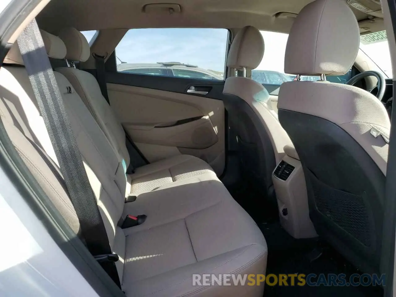 11 Фотография поврежденного автомобиля KM8J3CAL2MU300140 HYUNDAI TUCSON 2021