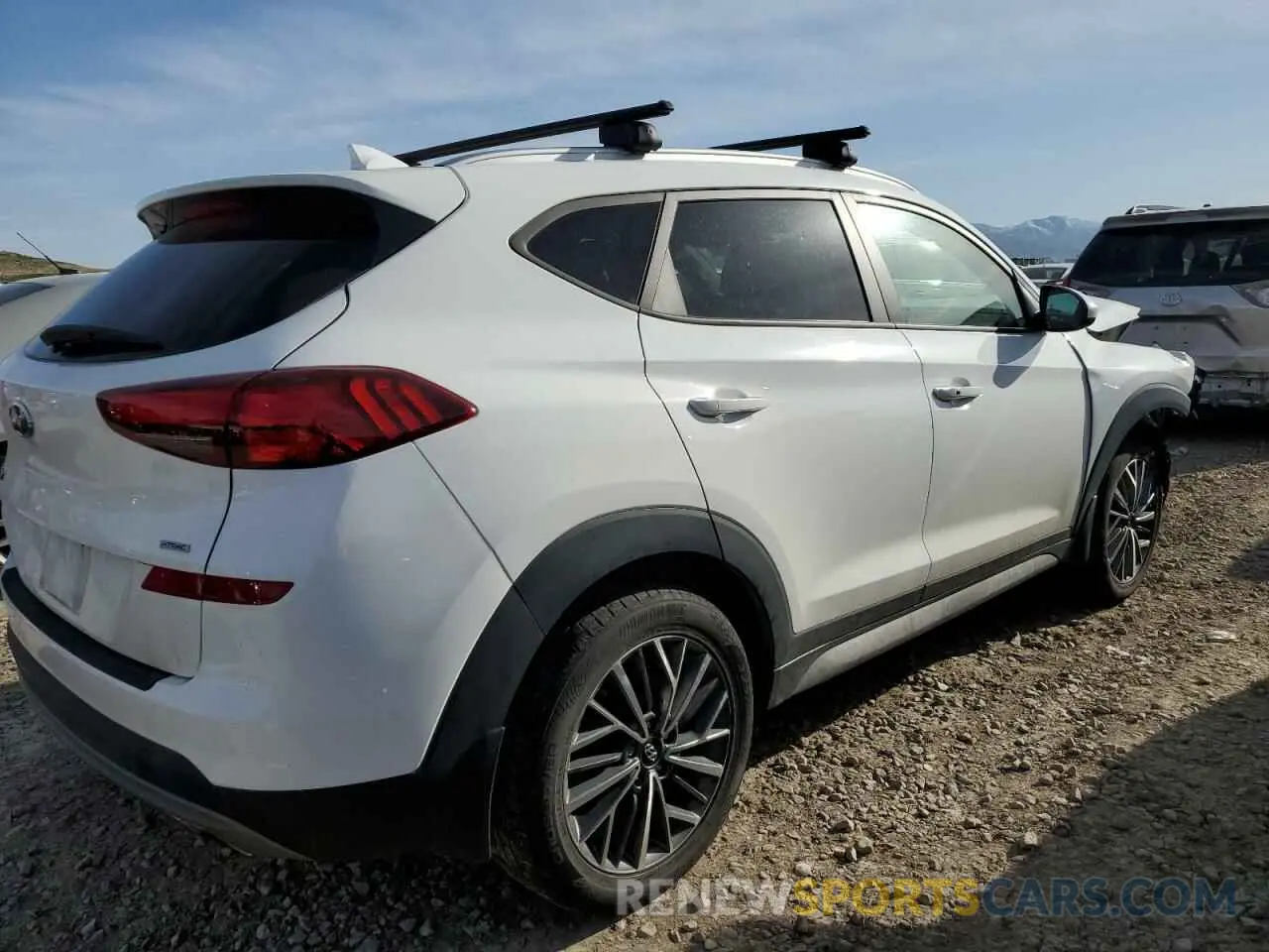 3 Фотография поврежденного автомобиля KM8J3CAL2MU300140 HYUNDAI TUCSON 2021