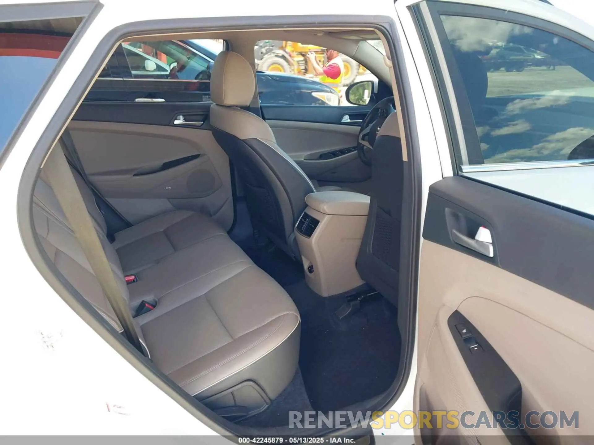 8 Фотография поврежденного автомобиля KM8J3CAL5MU371364 HYUNDAI TUCSON 2021