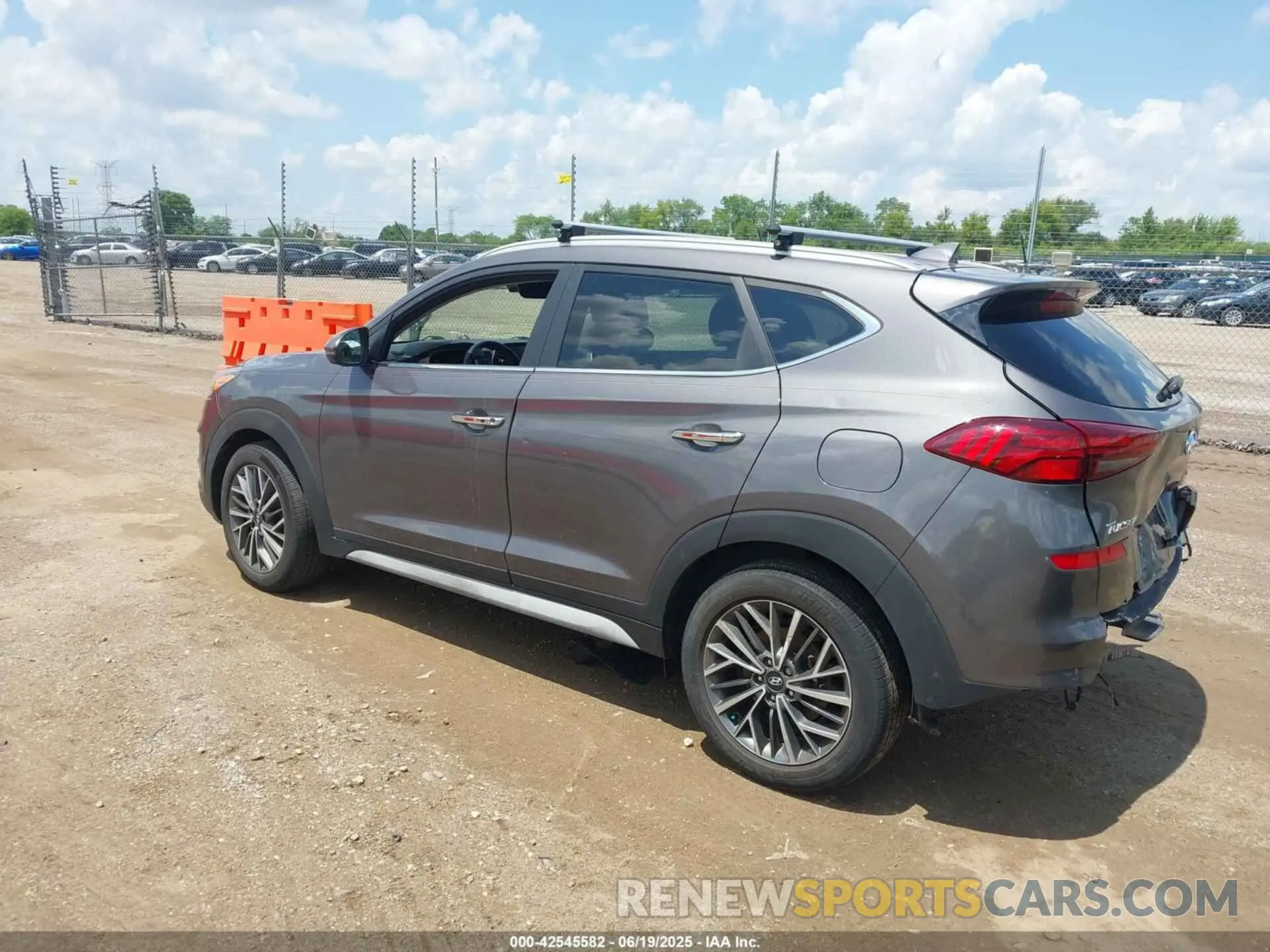 3 Photograph of a damaged car KM8J3CALXMU338909 HYUNDAI TUCSON 2021