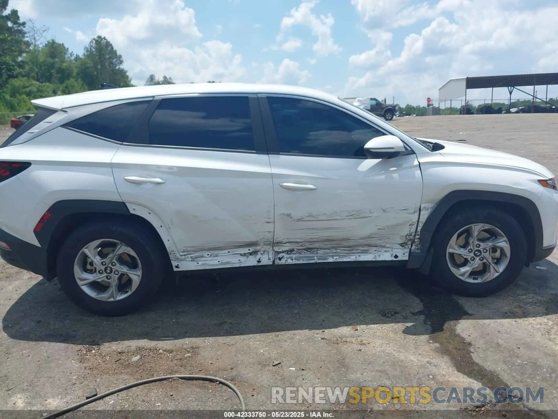 14 Photograph of a damaged car 5NMJA3AE1NH054024 HYUNDAI TUCSON 2022
