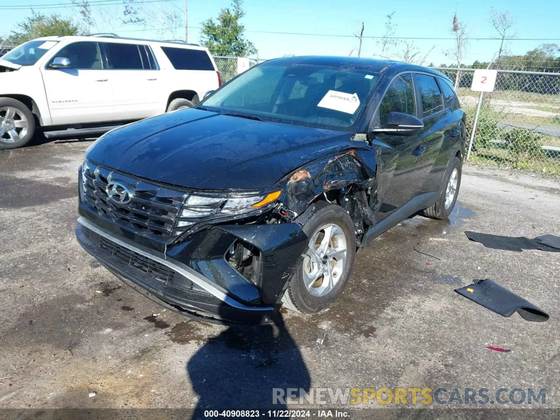 2 Photograph of a damaged car 5NMJA3AE2NH079952 HYUNDAI TUCSON 2022