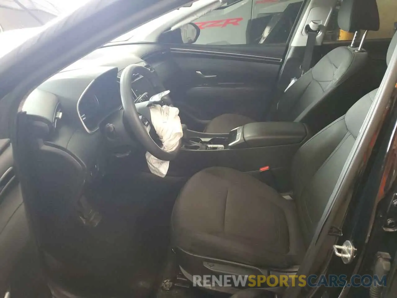7 Photograph of a damaged car 5NMJA3AE4NH053837 HYUNDAI TUCSON 2022