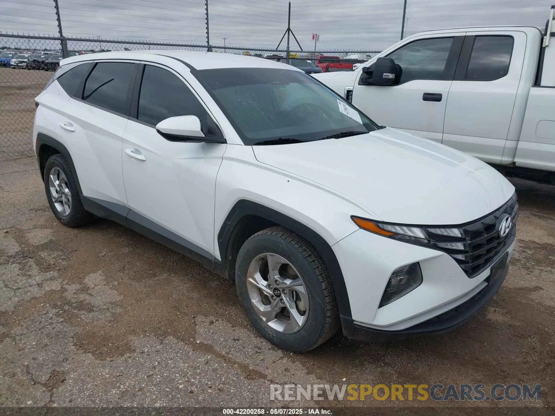 1 Фотография поврежденного автомобиля 5NMJA3AE9NH005766 HYUNDAI TUCSON 2022