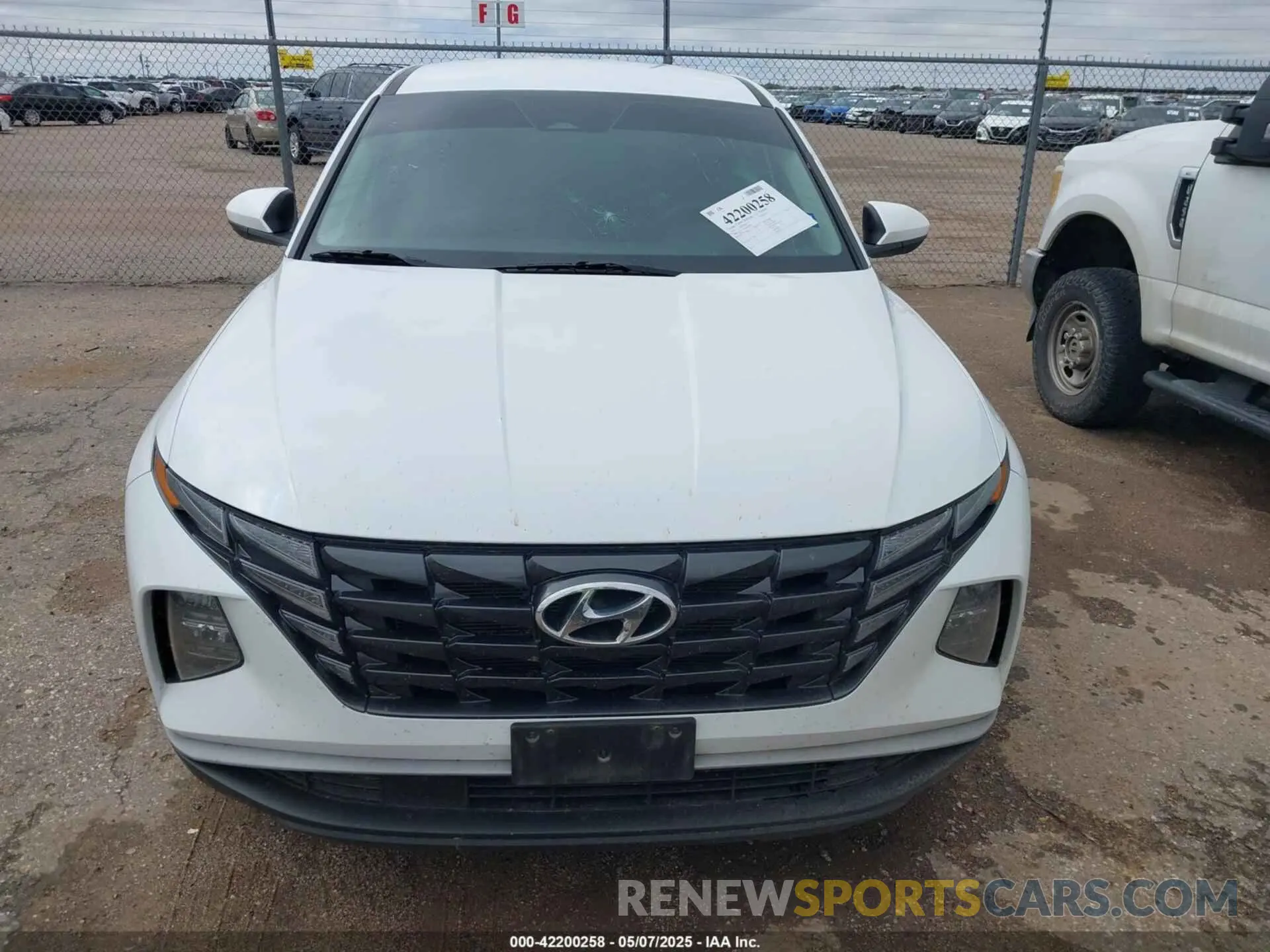 12 Фотография поврежденного автомобиля 5NMJA3AE9NH005766 HYUNDAI TUCSON 2022