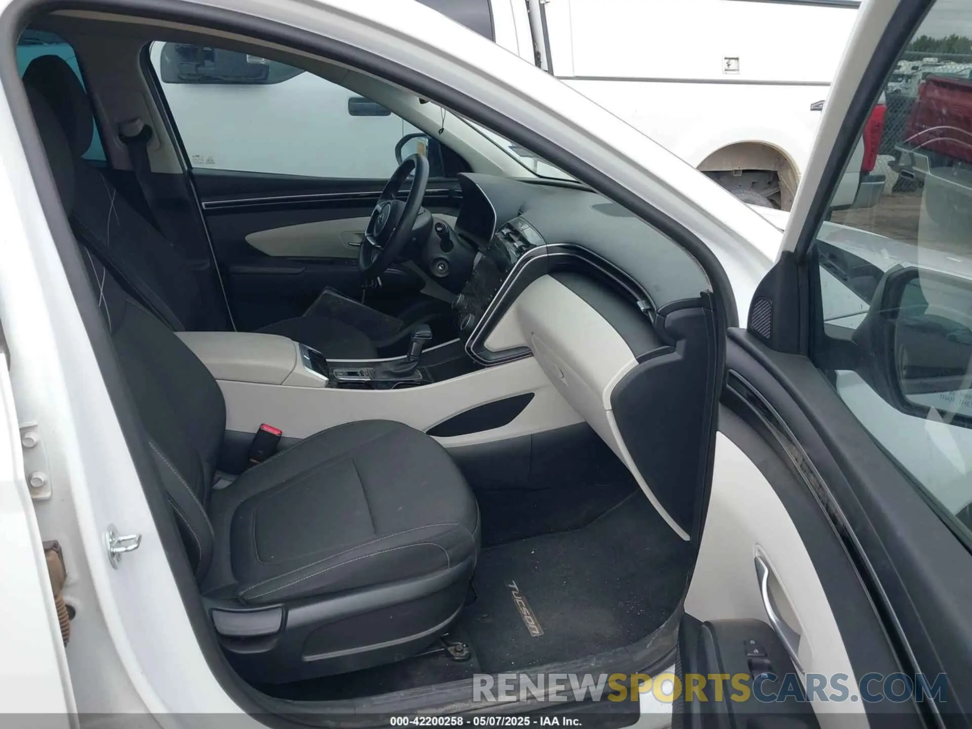5 Фотография поврежденного автомобиля 5NMJA3AE9NH005766 HYUNDAI TUCSON 2022