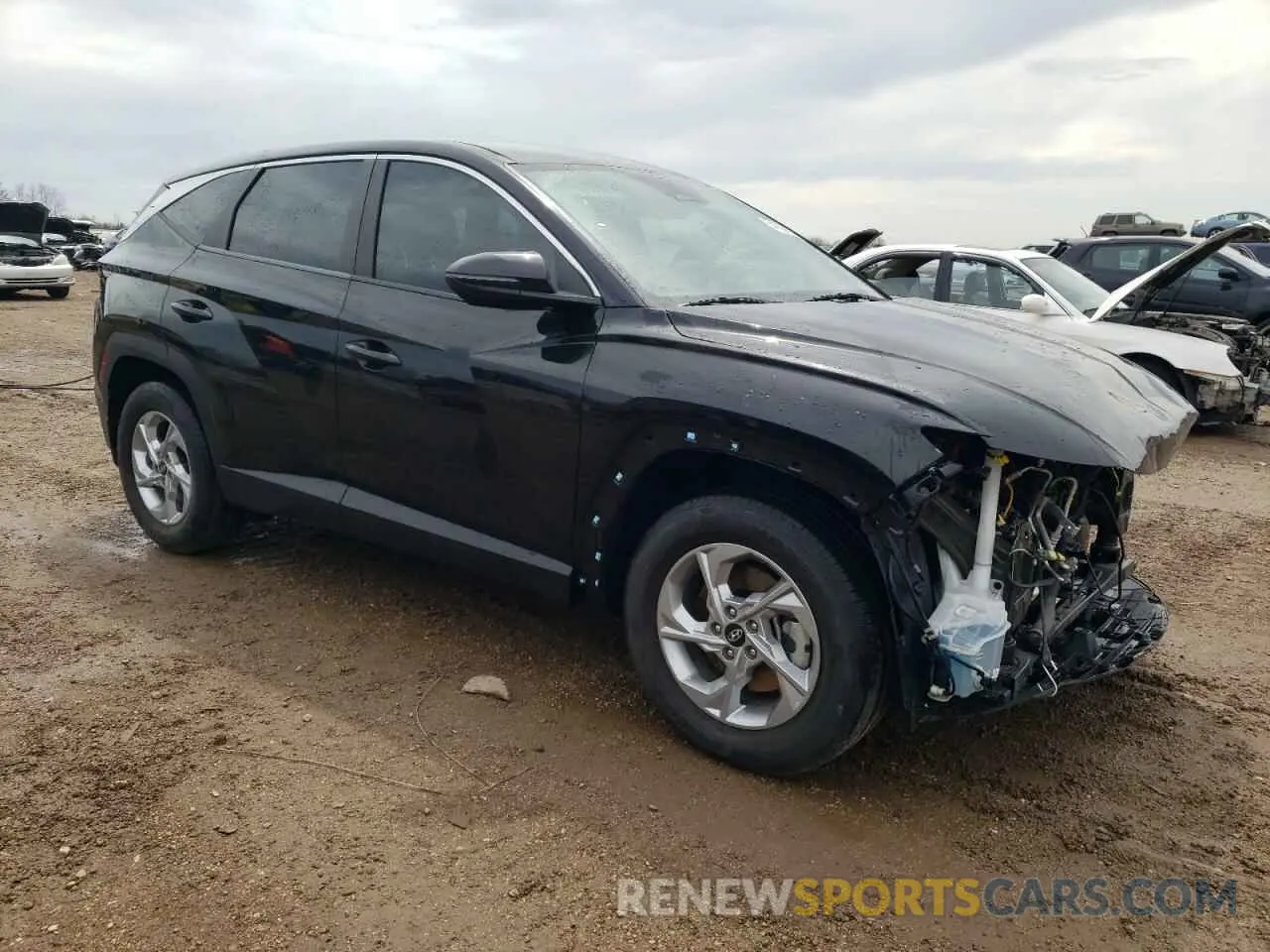 4 Photograph of a damaged car 5NMJA3AEXNH094361 HYUNDAI TUCSON 2022