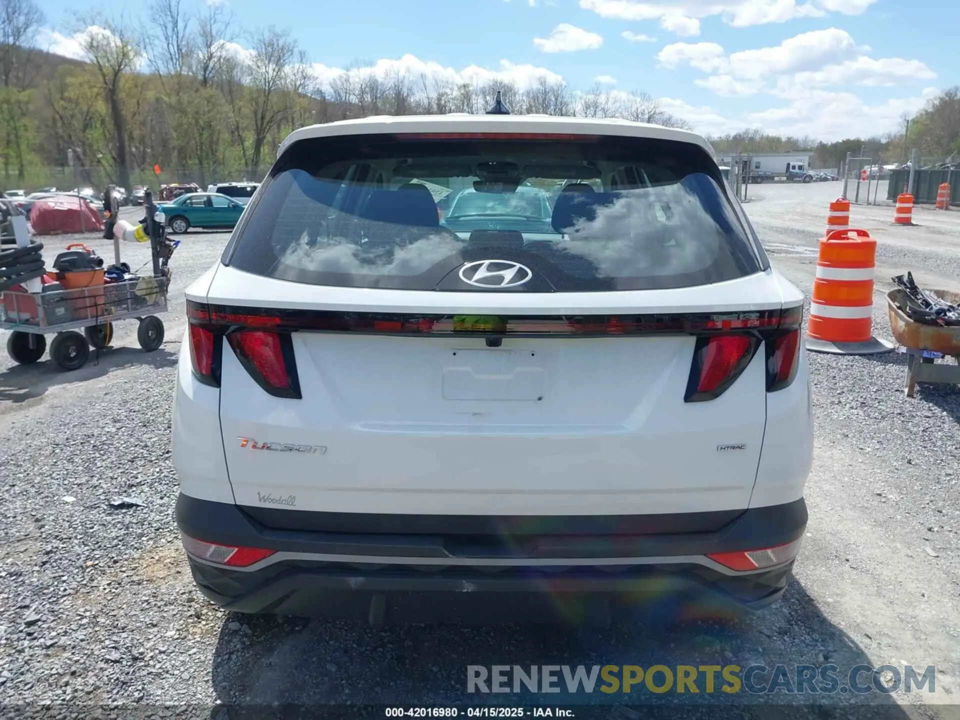 16 Photograph of a damaged car 5NMJACAE4NH053207 HYUNDAI TUCSON 2022