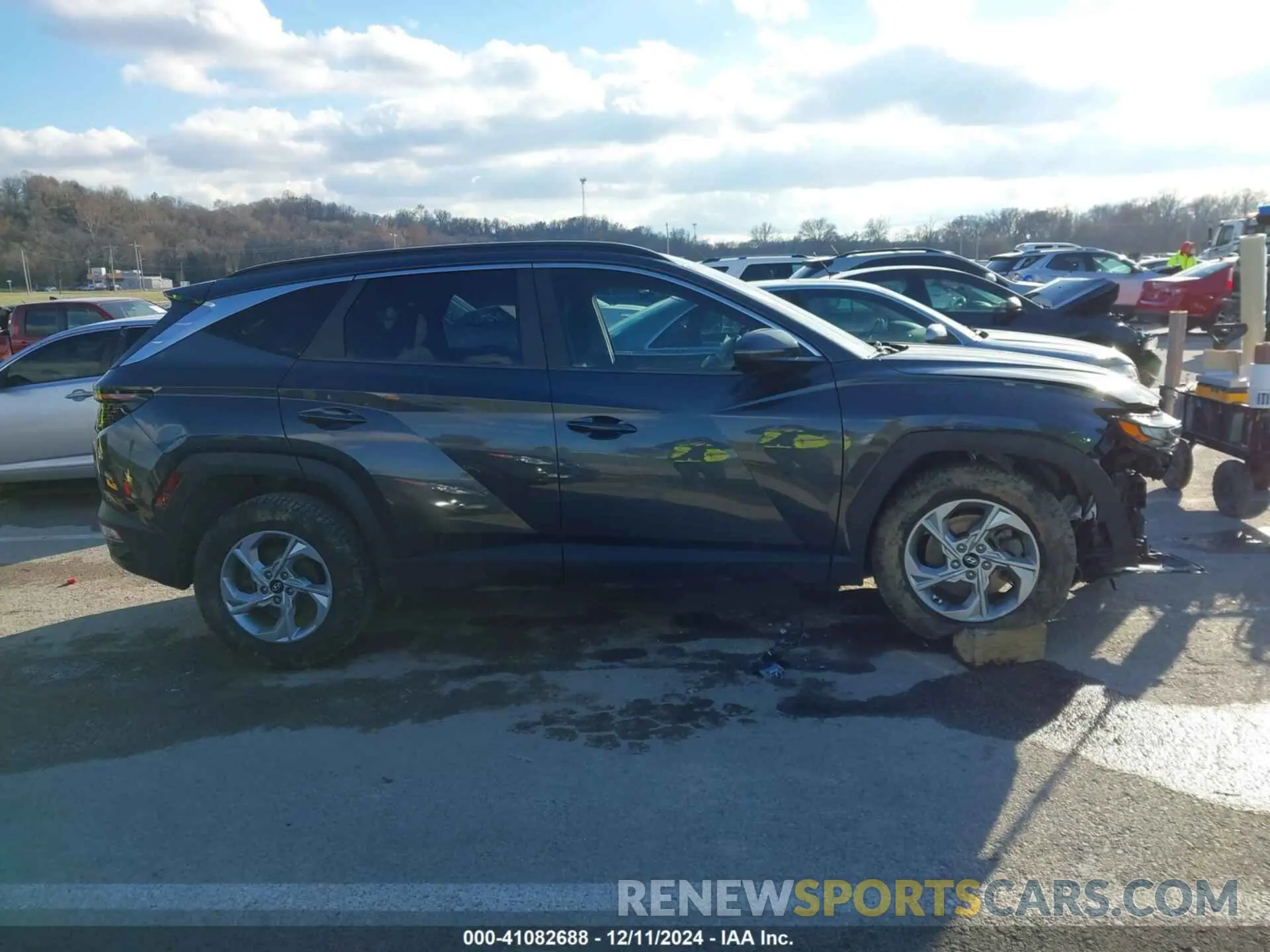 12 Фотография поврежденного автомобиля 5NMJB3AE0NH015650 HYUNDAI TUCSON 2022