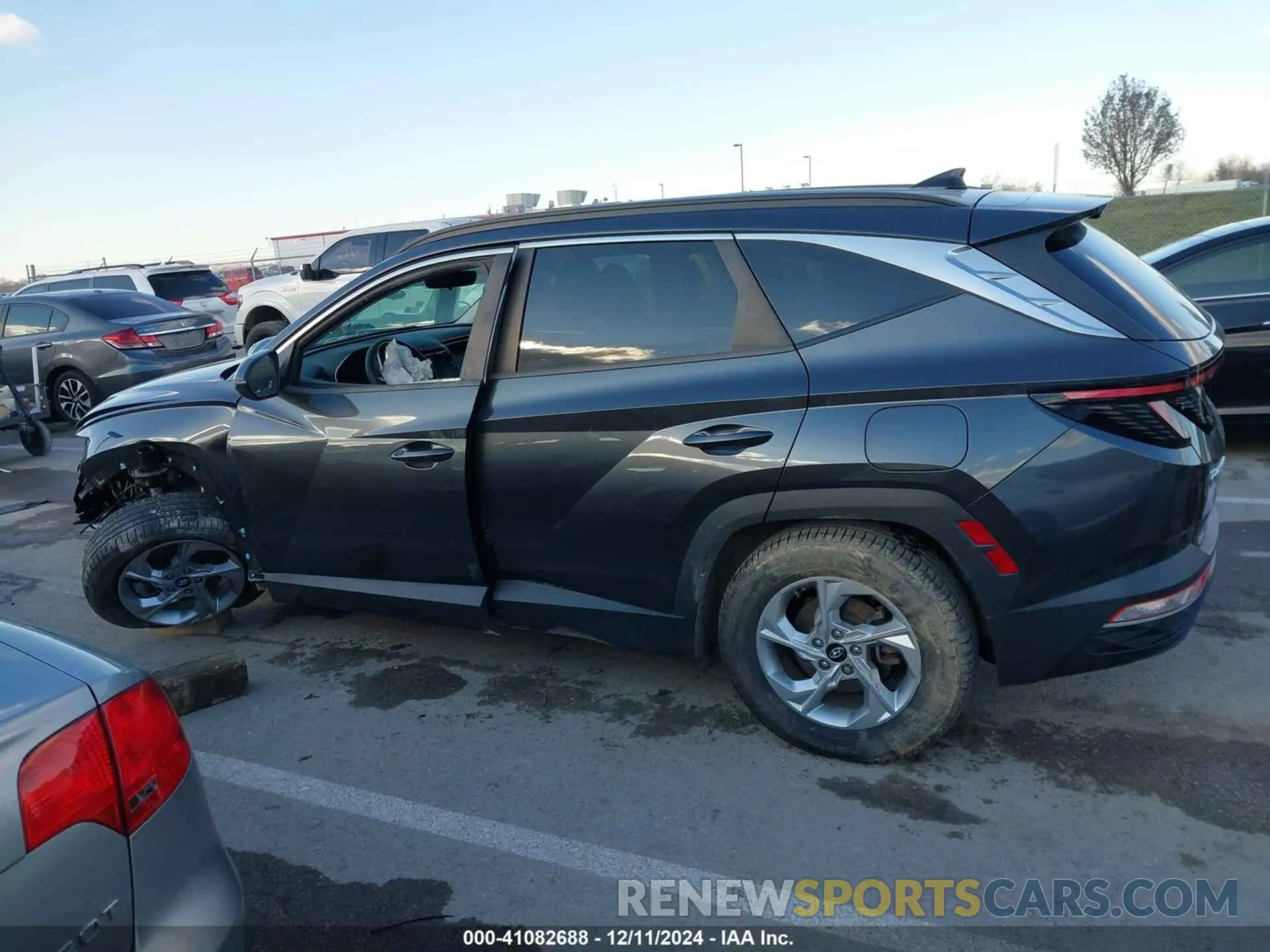 13 Фотография поврежденного автомобиля 5NMJB3AE0NH015650 HYUNDAI TUCSON 2022