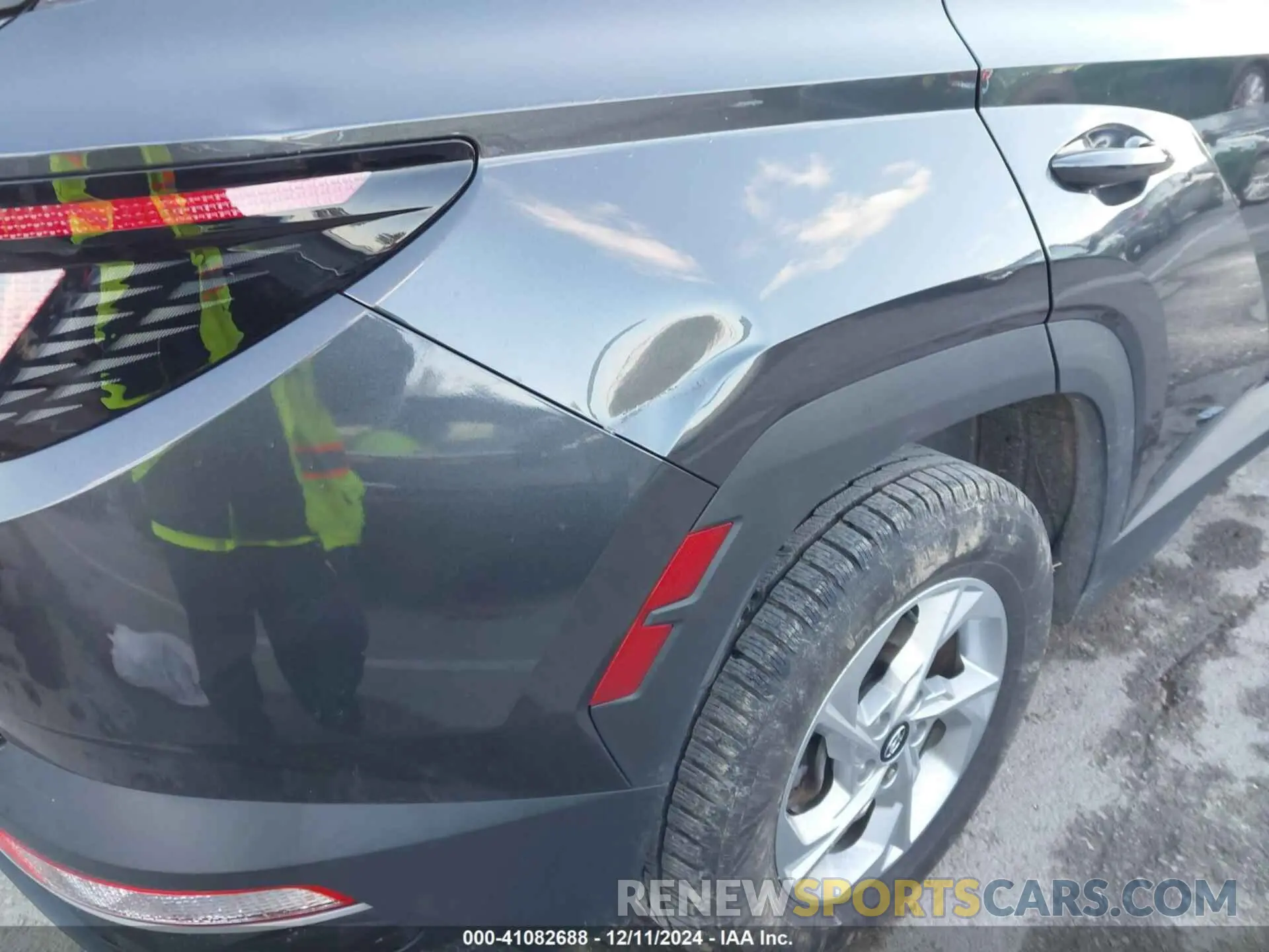 18 Фотография поврежденного автомобиля 5NMJB3AE0NH015650 HYUNDAI TUCSON 2022