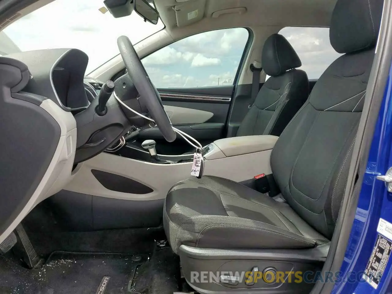 7 Photograph of a damaged car 5NMJB3AE0NH042590 HYUNDAI TUCSON 2022