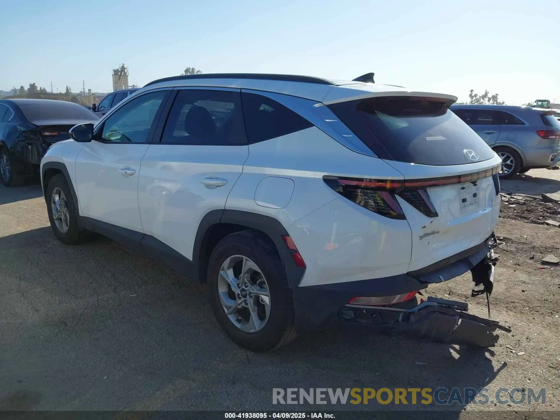 3 Фотография поврежденного автомобиля 5NMJB3AE0NH117546 HYUNDAI TUCSON 2022