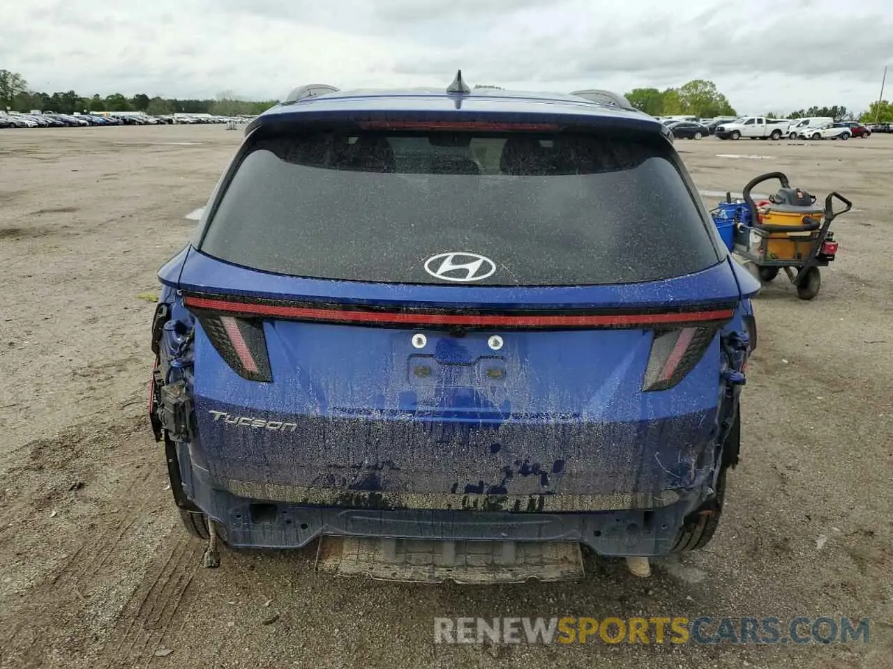 6 Photograph of a damaged car 5NMJB3AE0NH144570 HYUNDAI TUCSON 2022