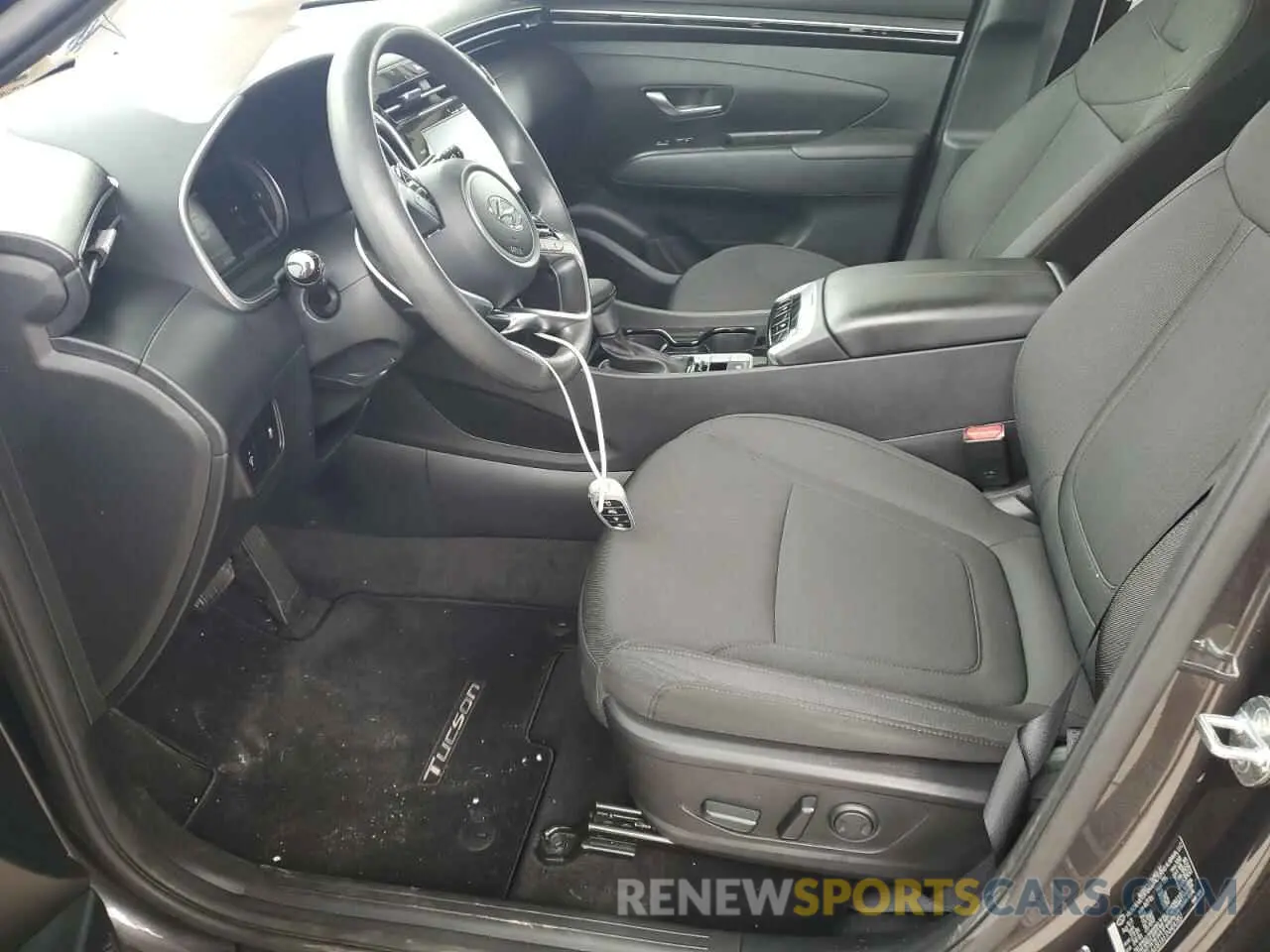 7 Photograph of a damaged car 5NMJB3AE3NH042857 HYUNDAI TUCSON 2022