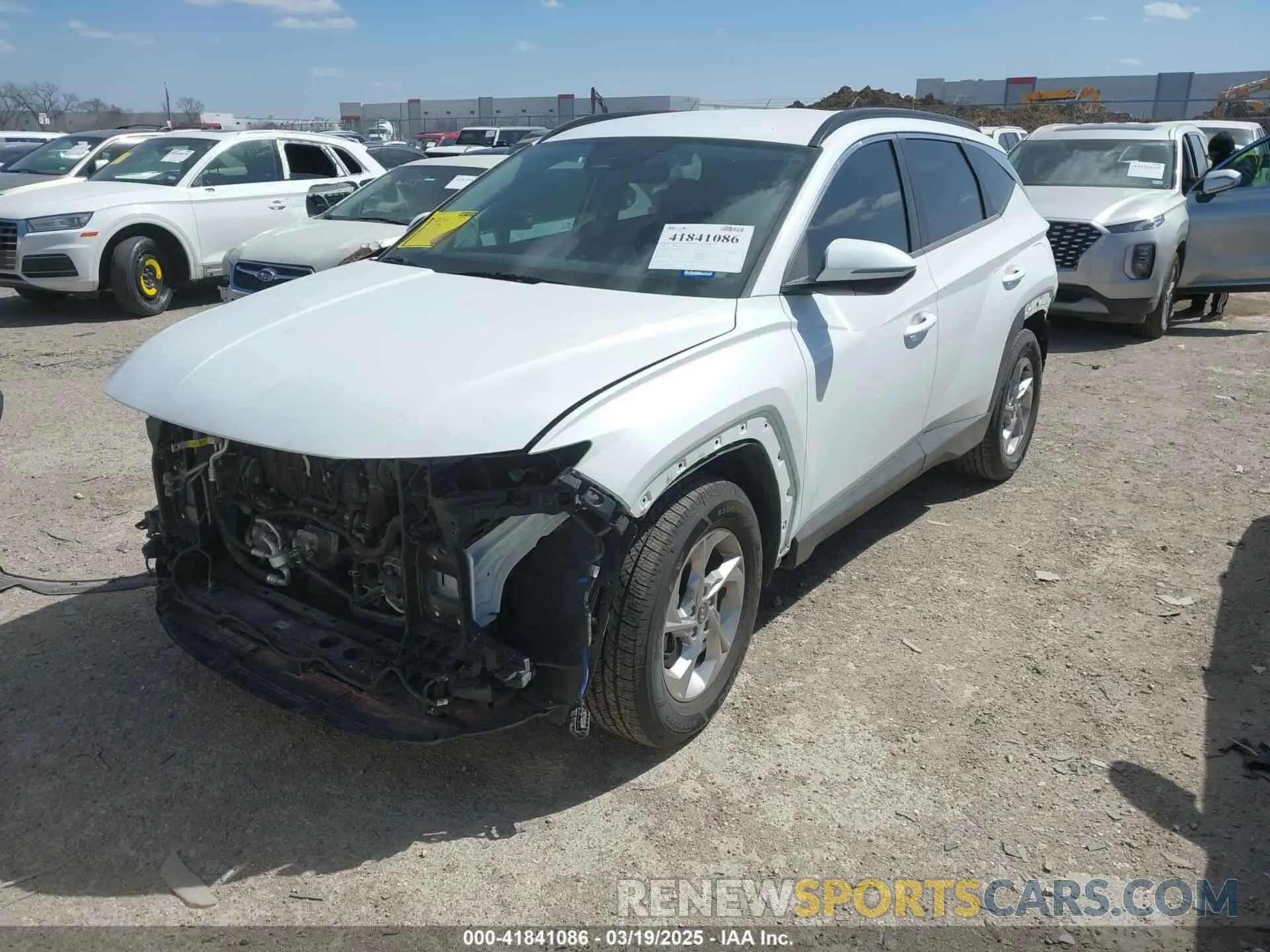 2 Photograph of a damaged car 5NMJB3AE5NH003705 HYUNDAI TUCSON 2022