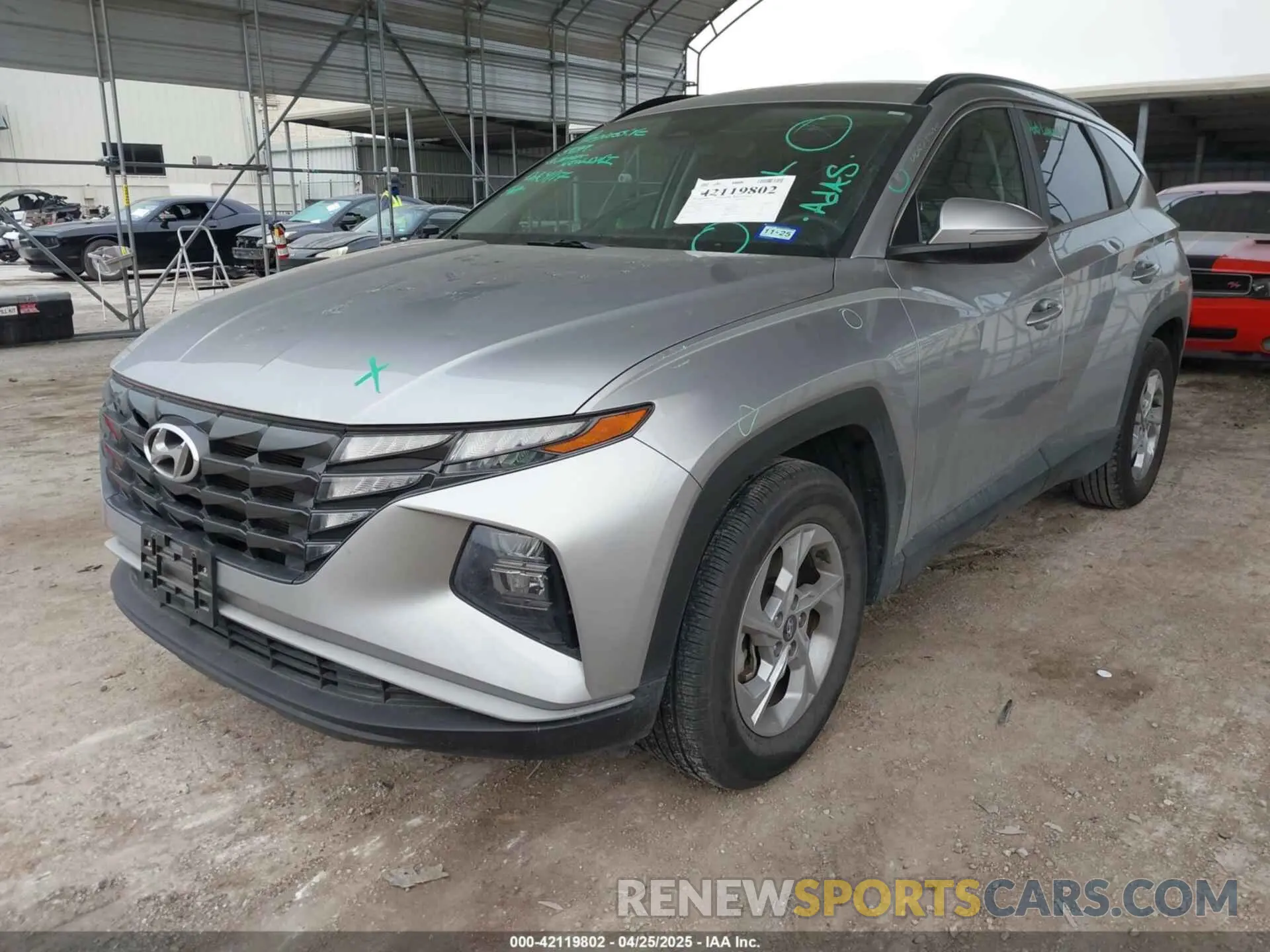 2 Photograph of a damaged car 5NMJB3AE5NH067632 HYUNDAI TUCSON 2022
