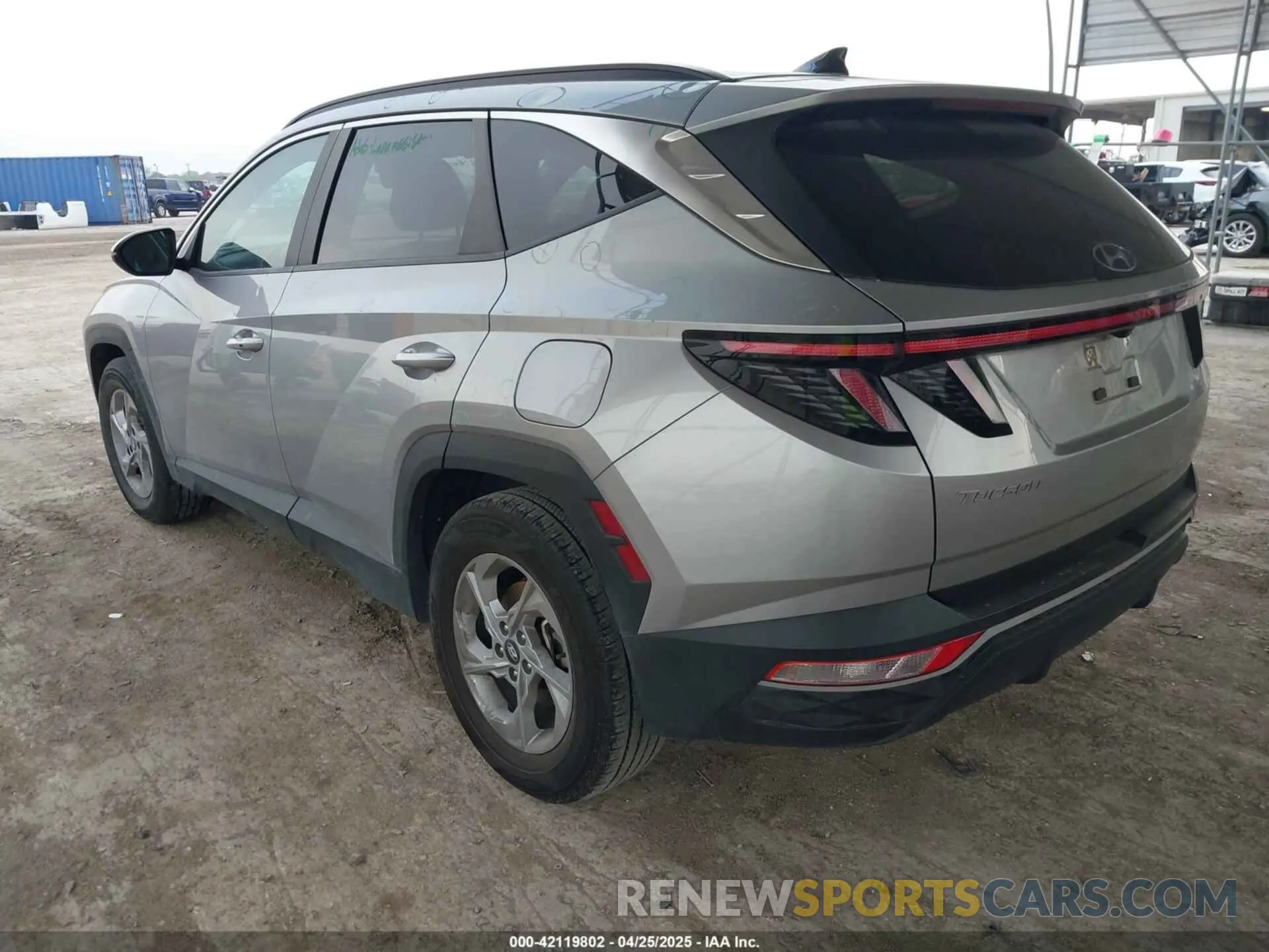 3 Photograph of a damaged car 5NMJB3AE5NH067632 HYUNDAI TUCSON 2022