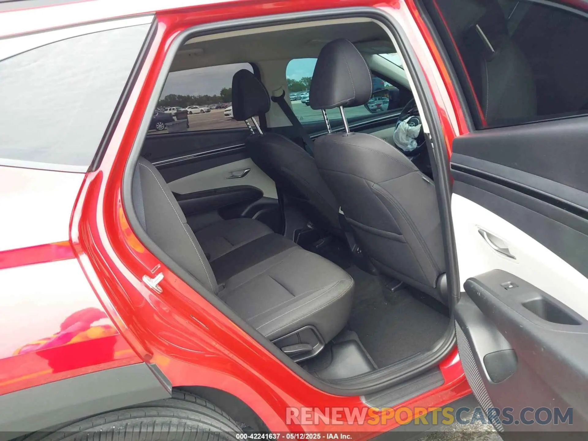 8 Фотография поврежденного автомобиля 5NMJB3AE6NH110374 HYUNDAI TUCSON 2022