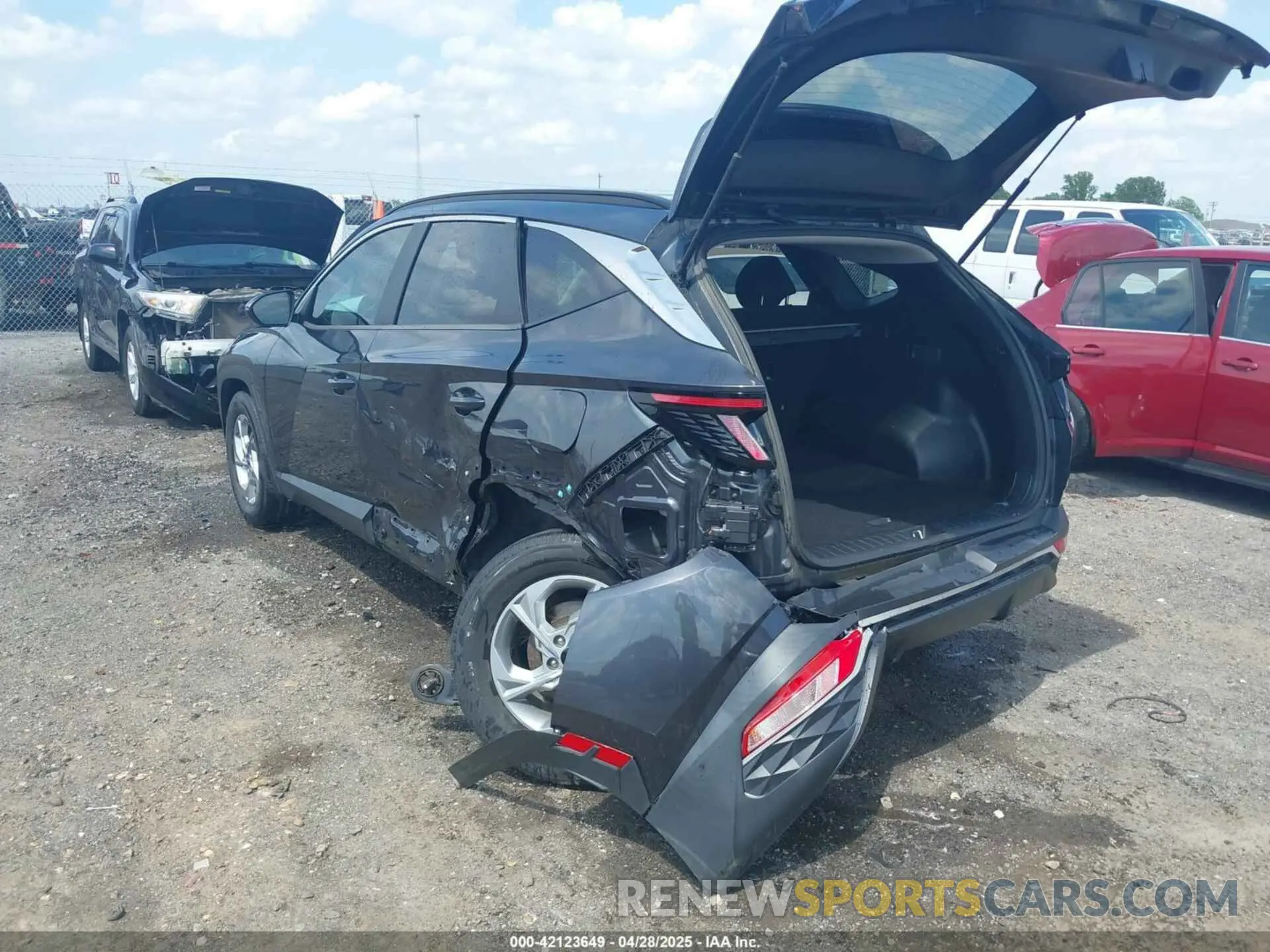 3 Photograph of a damaged car 5NMJB3AE7NH064439 HYUNDAI TUCSON 2022