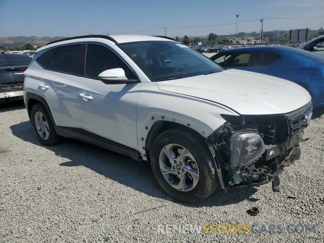 4 Photograph of a damaged car 5NMJB3AE7NH110867 HYUNDAI TUCSON 2022