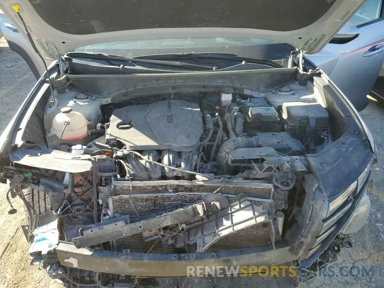 12 Photograph of a damaged car 5NMJB3AE8NH071268 HYUNDAI TUCSON 2022