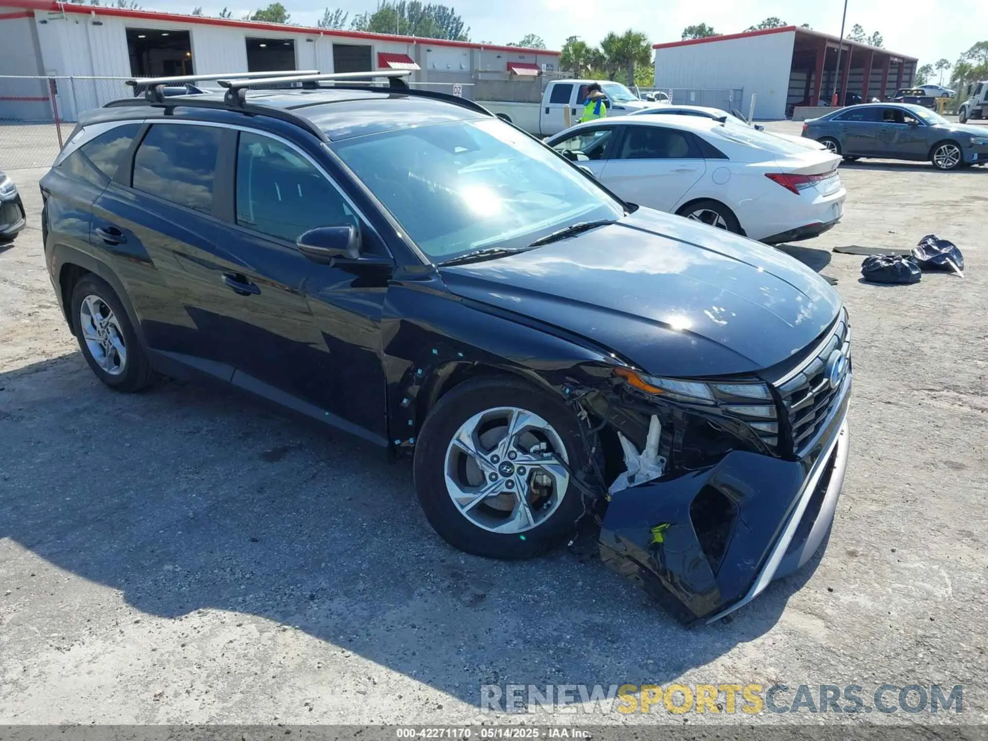 1 Photograph of a damaged car 5NMJB3AE9NH030504 HYUNDAI TUCSON 2022