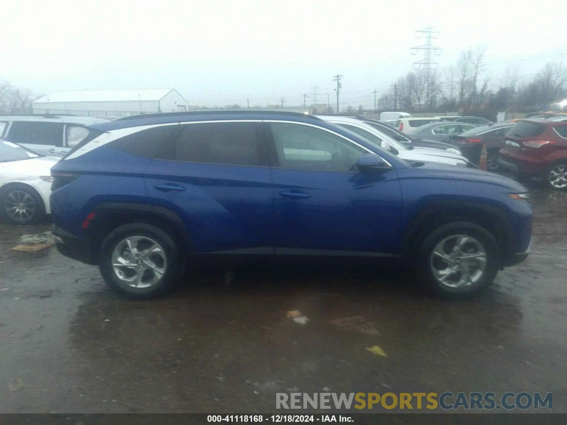 13 Photograph of a damaged car 5NMJBCAE0NH081342 HYUNDAI TUCSON 2022