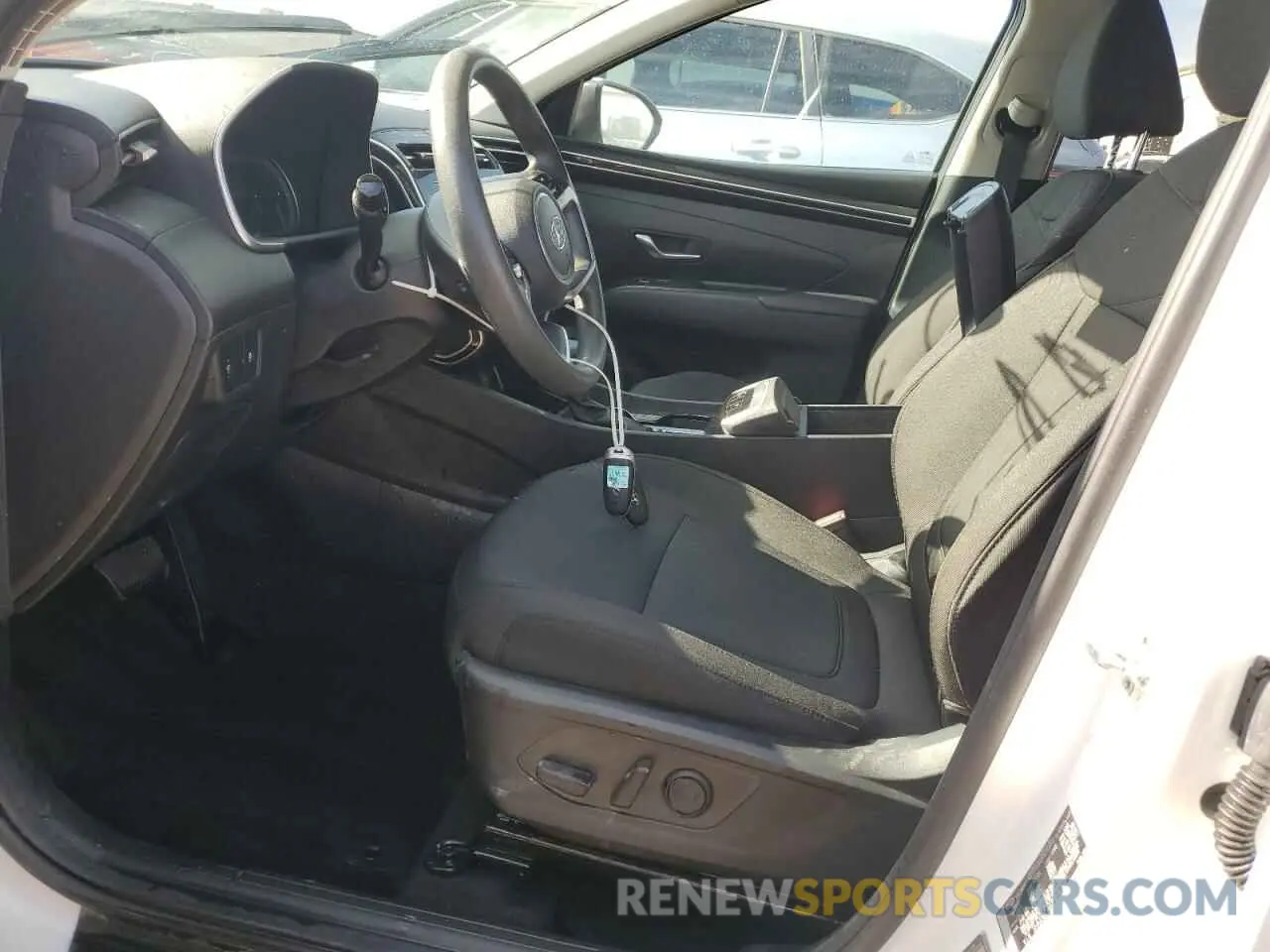 7 Photograph of a damaged car 5NMJBCAE2NH151827 HYUNDAI TUCSON 2022