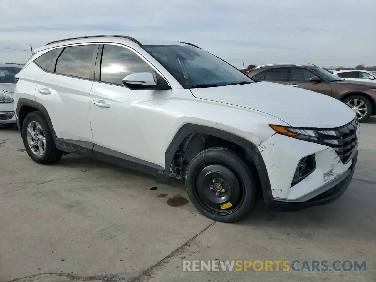 4 Фотография поврежденного автомобиля 5NMJBCAE4NH116741 HYUNDAI TUCSON 2022