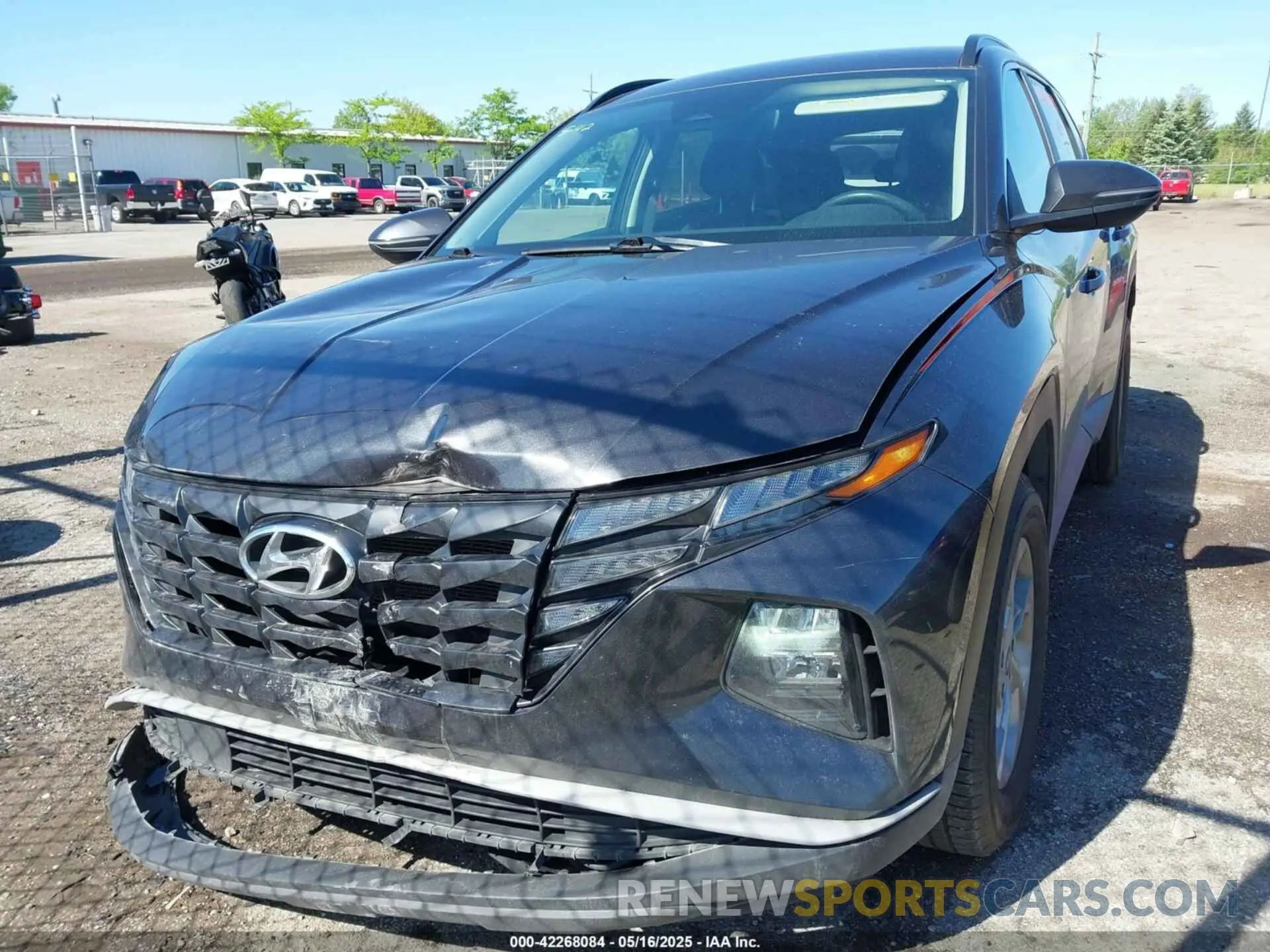 12 Photograph of a damaged car 5NMJBCAE5NH026269 HYUNDAI TUCSON 2022