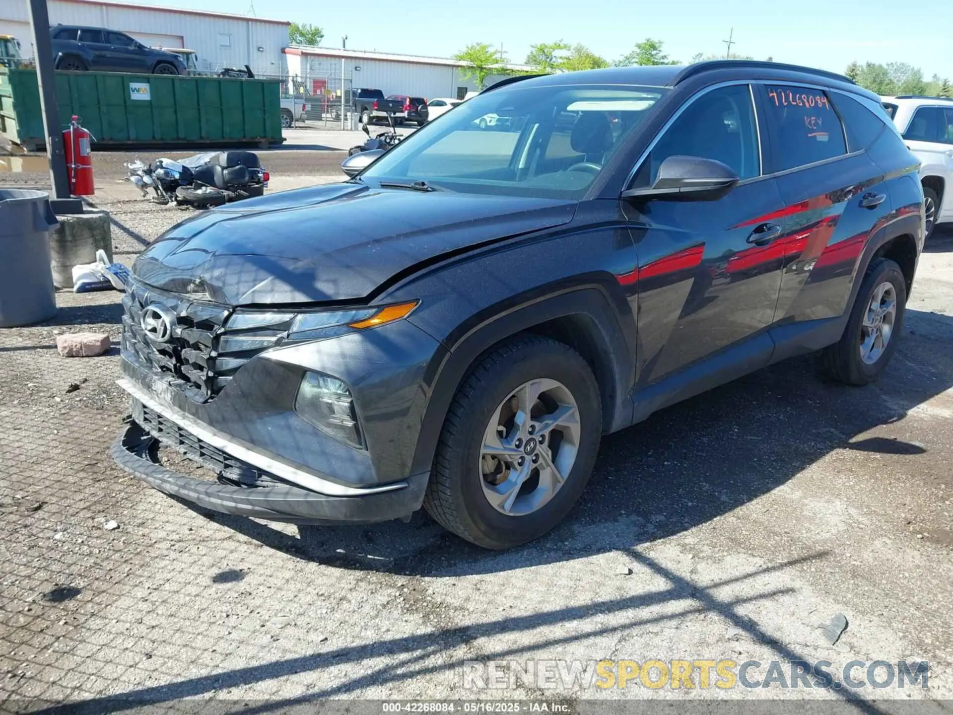 2 Photograph of a damaged car 5NMJBCAE5NH026269 HYUNDAI TUCSON 2022